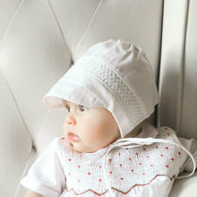 Load image into Gallery viewer, Boys Smocked Bonnet
