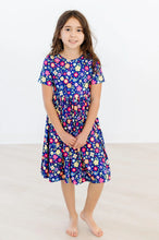 Load image into Gallery viewer, Pick a Posy Pocket Twirl Dress
