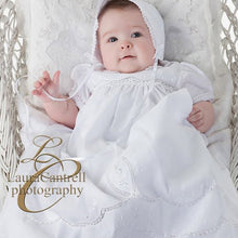 Load image into Gallery viewer, Girls Scalloped Lace Special Occasion Gown Set