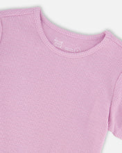 Load image into Gallery viewer, Flowers Print Purple Crinkle Jersey Tee