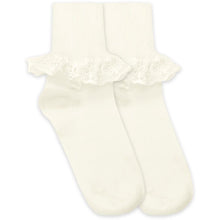 Load image into Gallery viewer, Girls Chantilly Lace Socks
