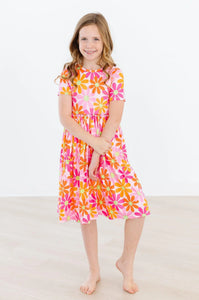 Retro Daisies Pocket Twirl Dress