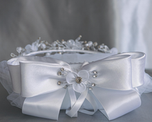 Load image into Gallery viewer, Veil- Organza Flowers, Pearls &amp; Rhinestones
