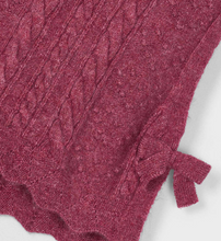 Load image into Gallery viewer, Knitting Vest w/ Bows- Cherry
