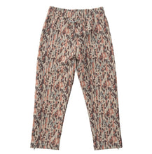 Load image into Gallery viewer, Sunday Funday Jogger Pants - Camo
