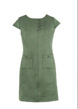 Load image into Gallery viewer, The Ella Shift Dress- Green
