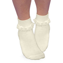 Load image into Gallery viewer, Girls Simplicity Lace Socks
